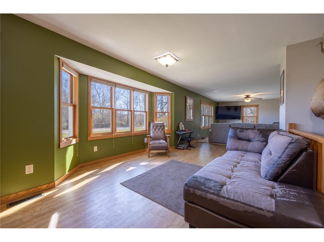21274 30th Avenue Chippewa Falls WI 54729 1581148 image9