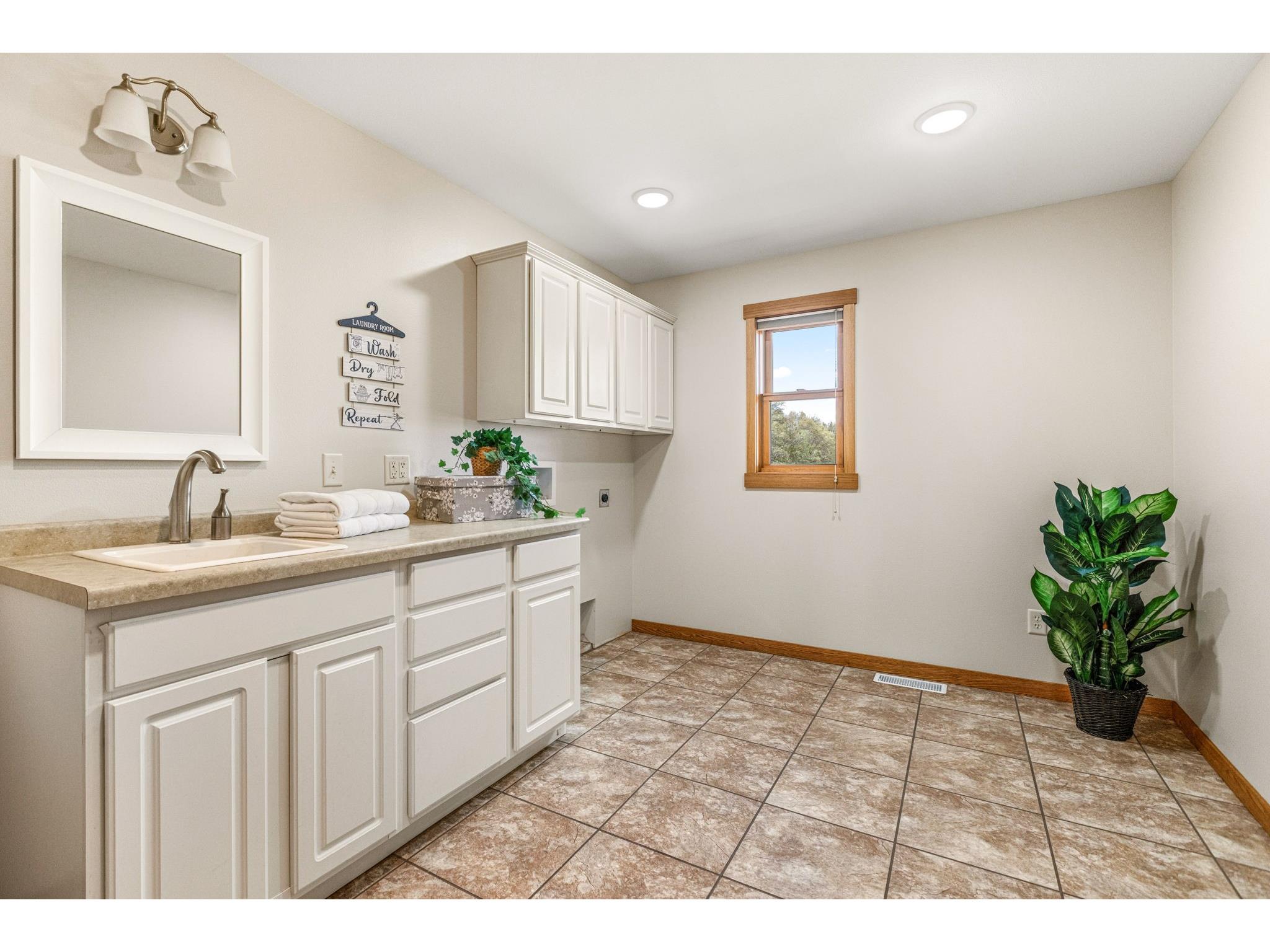 21274 30th Avenue Chippewa Falls WI 54729 1601148 image16
