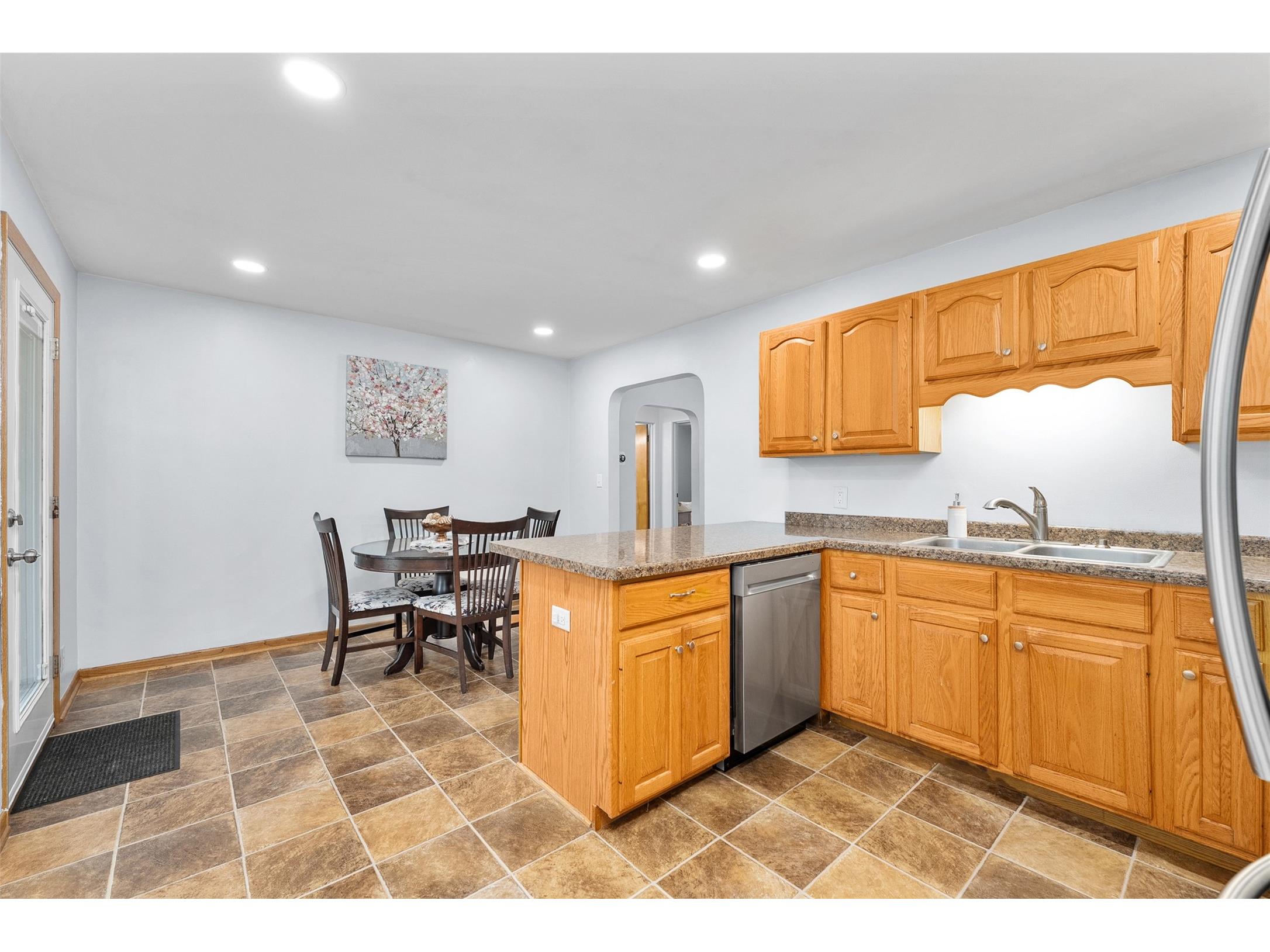 2129 E Lexington Boulevard Eau Claire WI 54701 1602818 image11