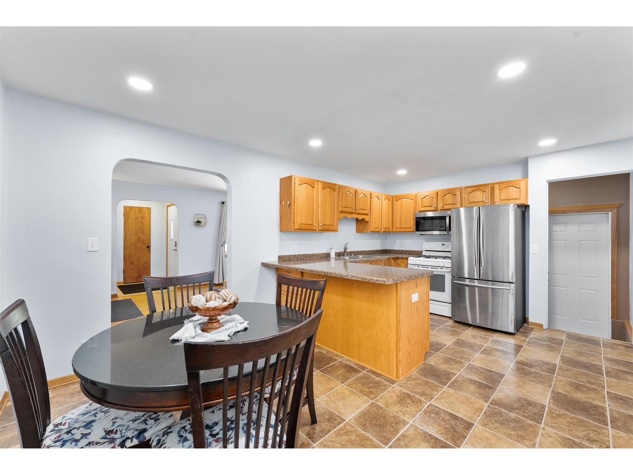 2129 E Lexington Boulevard Eau Claire WI 54701 1602818 image8