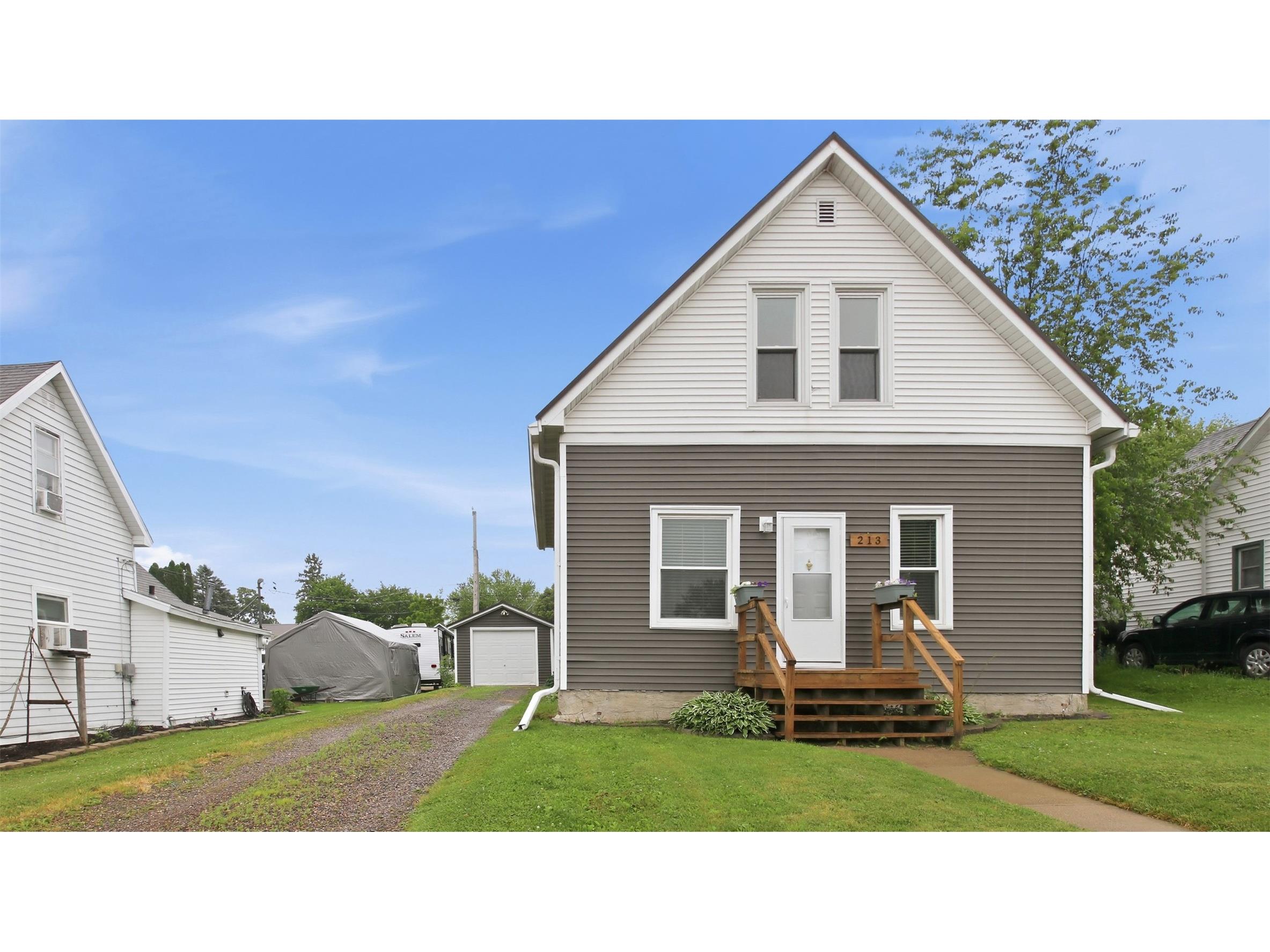 213 Garfield Street Stanley WI 54768 1602141 image1