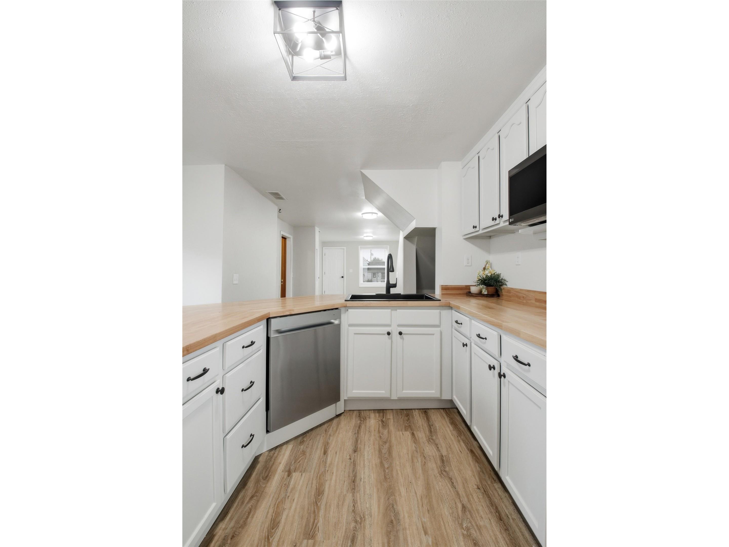 213 Garfield Street Stanley WI 54768 1602141 image11