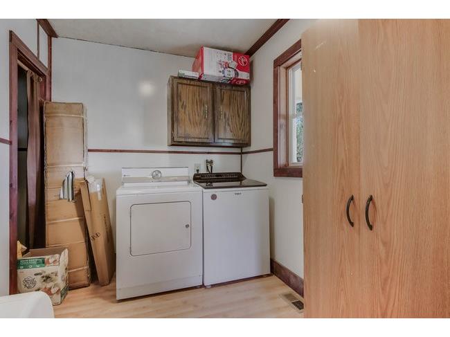 2139 12th Street Eau Claire WI 54703 1591175 image12