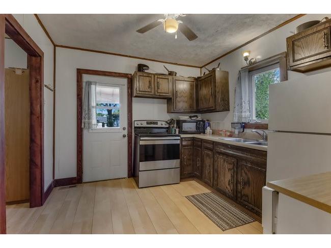 2139 12th Street Eau Claire WI 54703 1591175 image13