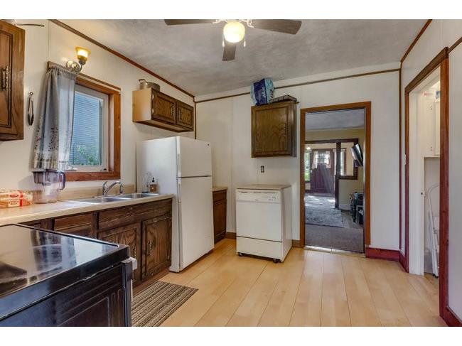 2139 12th Street Eau Claire WI 54703 1591175 image17