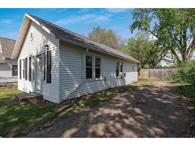 2139 12th Street Eau Claire WI 54703 1591175 image21