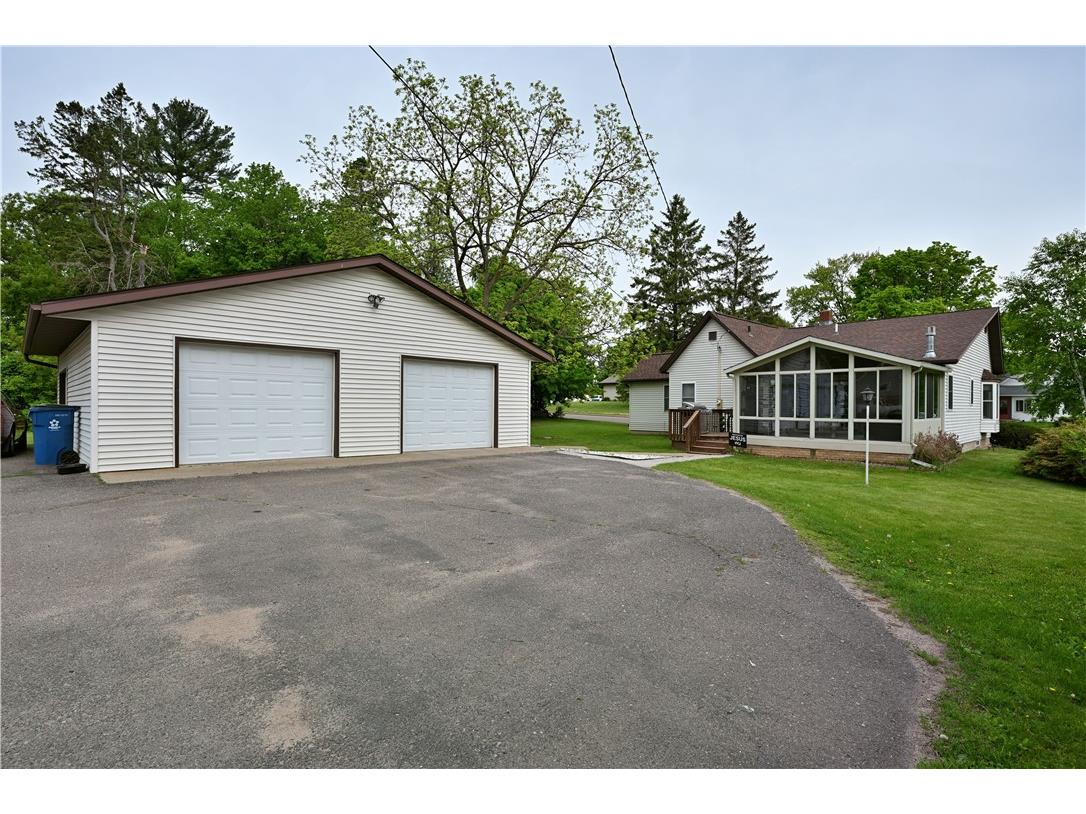 214 8th Avenue Shell Lake WI 54871 1592135 image1