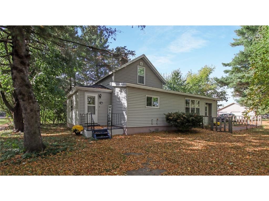 214 E Dell Street New Auburn WI 54757 1577659 image1