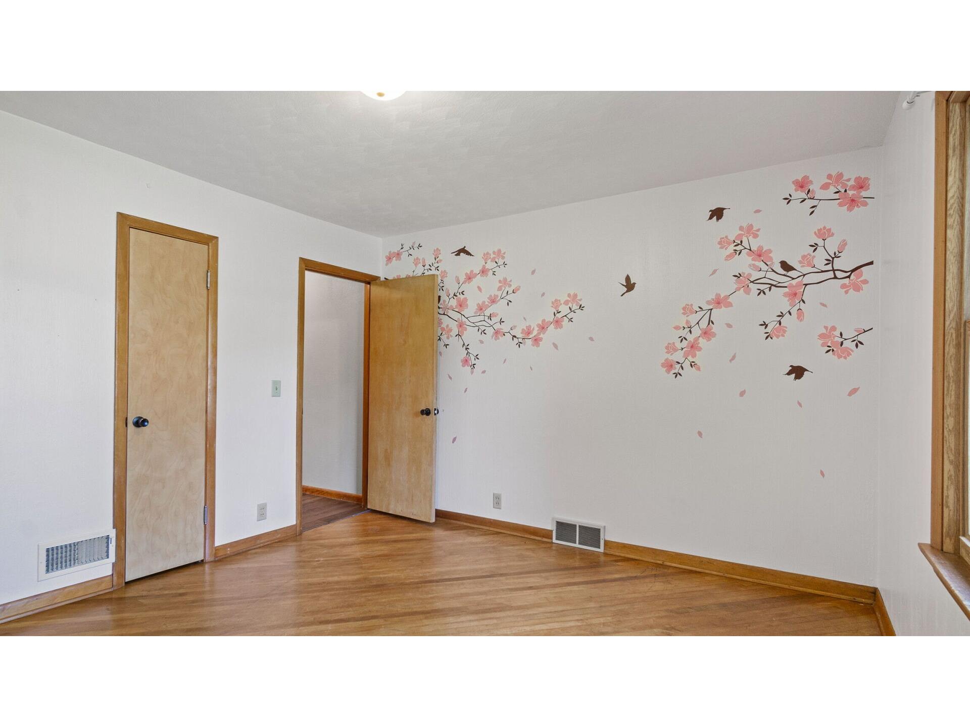 214 Mt. Washington Avenue Eau Claire WI 54703 1603245 image18