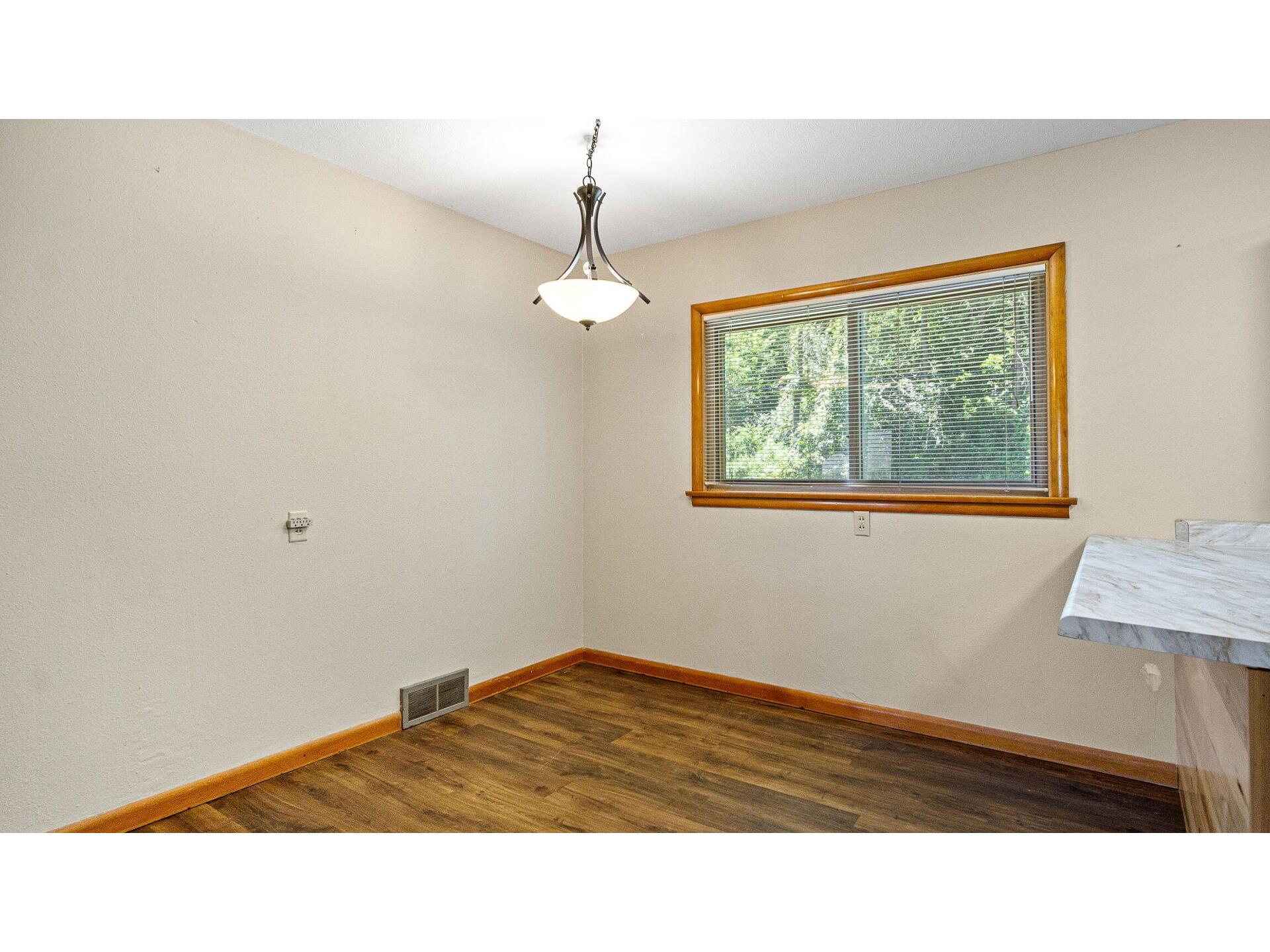 214 Mt. Washington Avenue Eau Claire WI 54703 1603245 image25