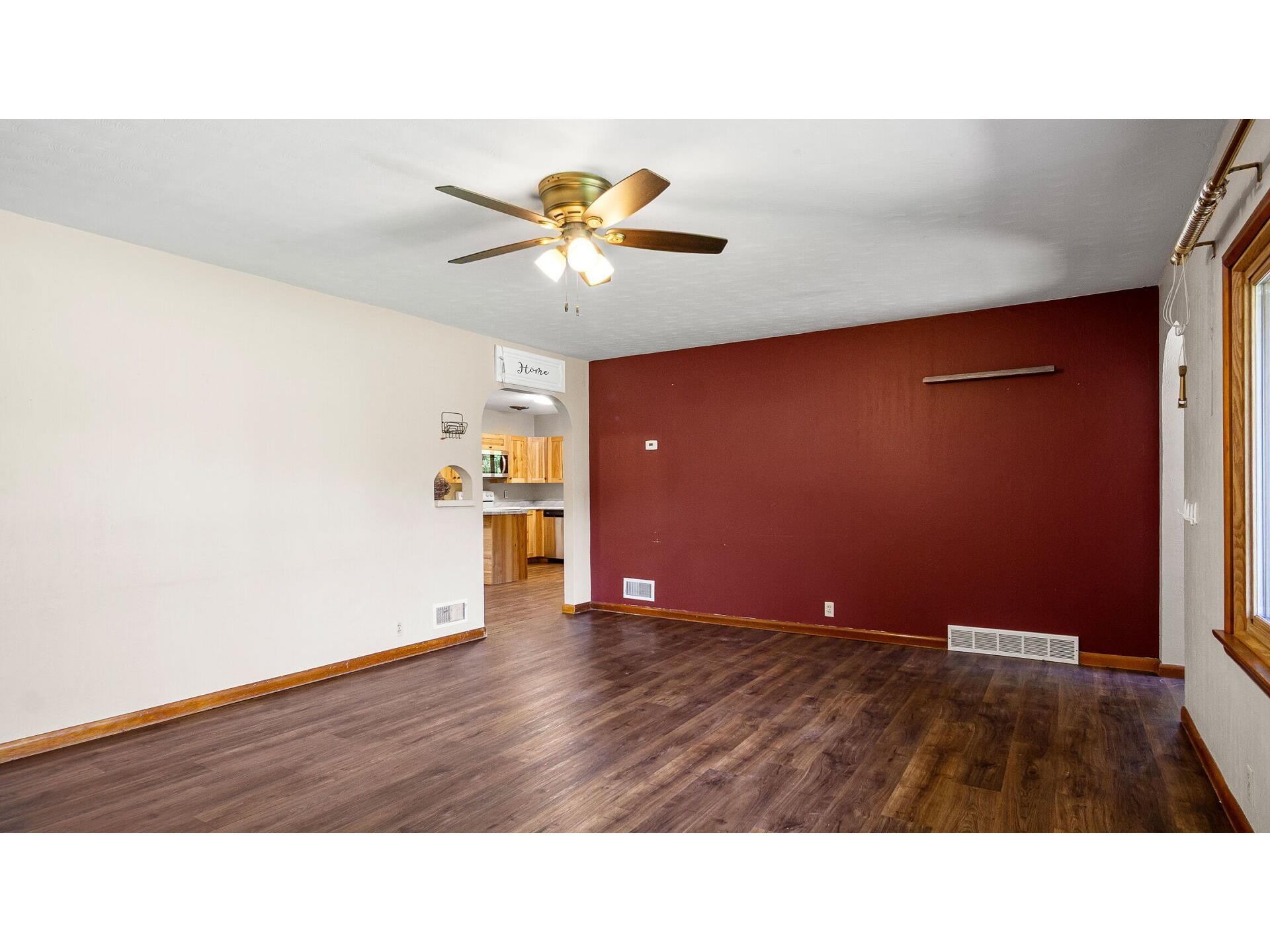 214 Mt. Washington Avenue Eau Claire WI 54703 1603245 image6