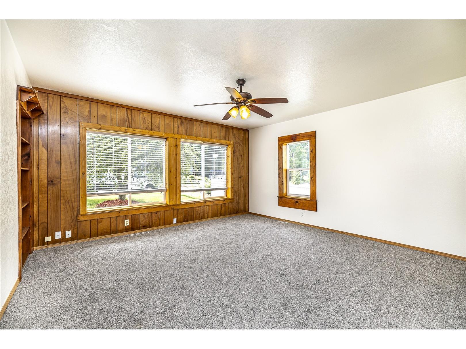 214 N Roosevelt Road Black River Falls WI 54615 - BLACK RIVER 1602875 image13