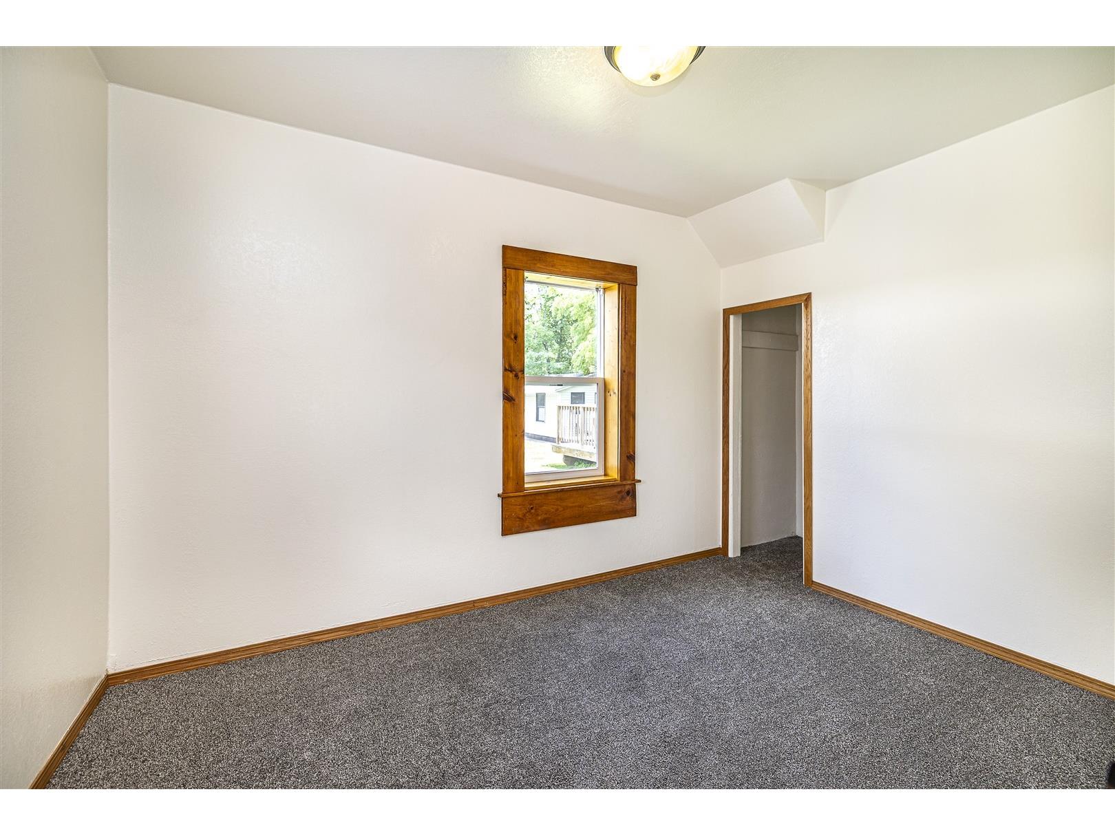 214 N Roosevelt Road Black River Falls WI 54615 - BLACK RIVER 1602875 image14