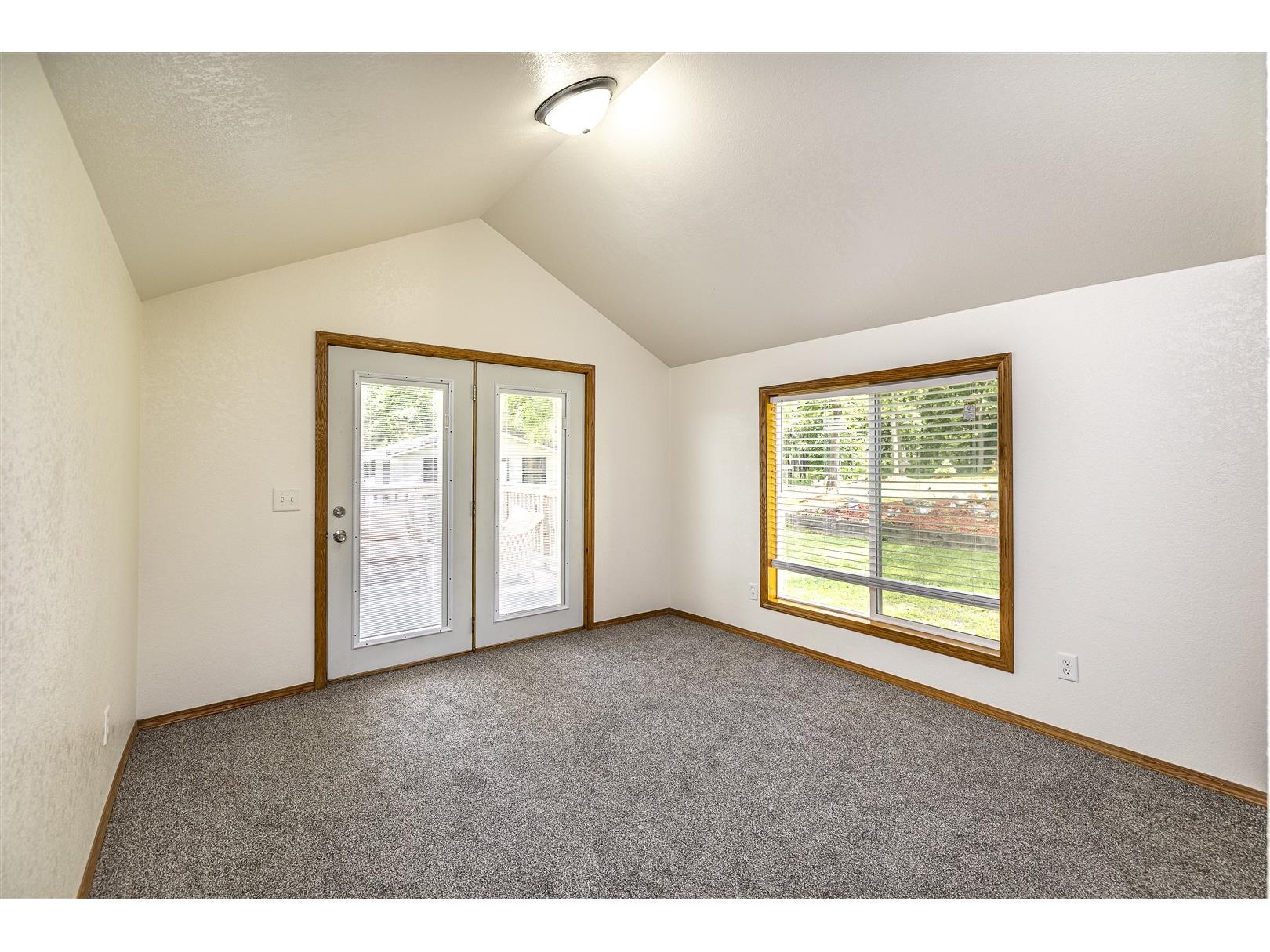 214 N Roosevelt Road Black River Falls WI 54615 - BLACK RIVER 1602875 image21