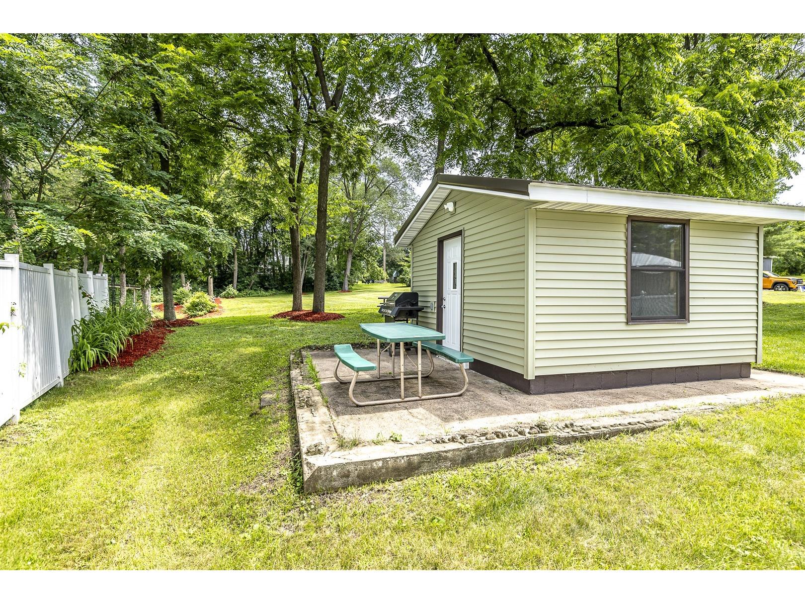 214 N Roosevelt Road Black River Falls WI 54615 - BLACK RIVER 1602875 image26