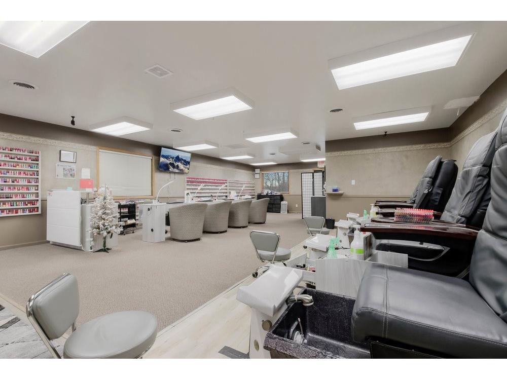 215 Lake Avenue E Ladysmith WI 54848 - Flambeau 1596548 image11