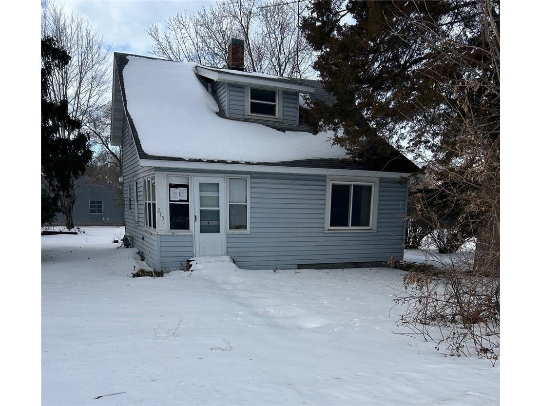 215 N West Avenue Dresser WI 54009 1598870 image1