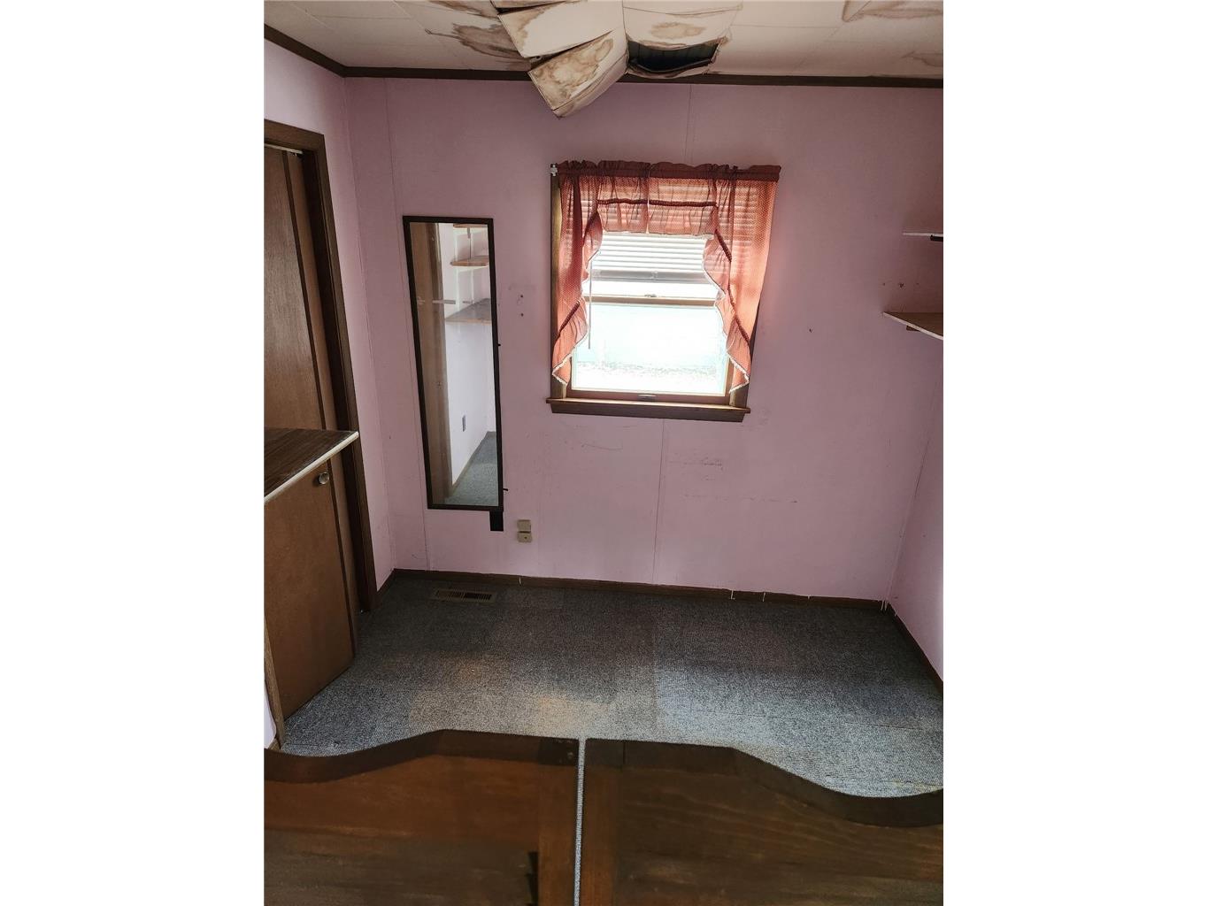 215 N West Avenue Dresser WI 54009 1598870 image11