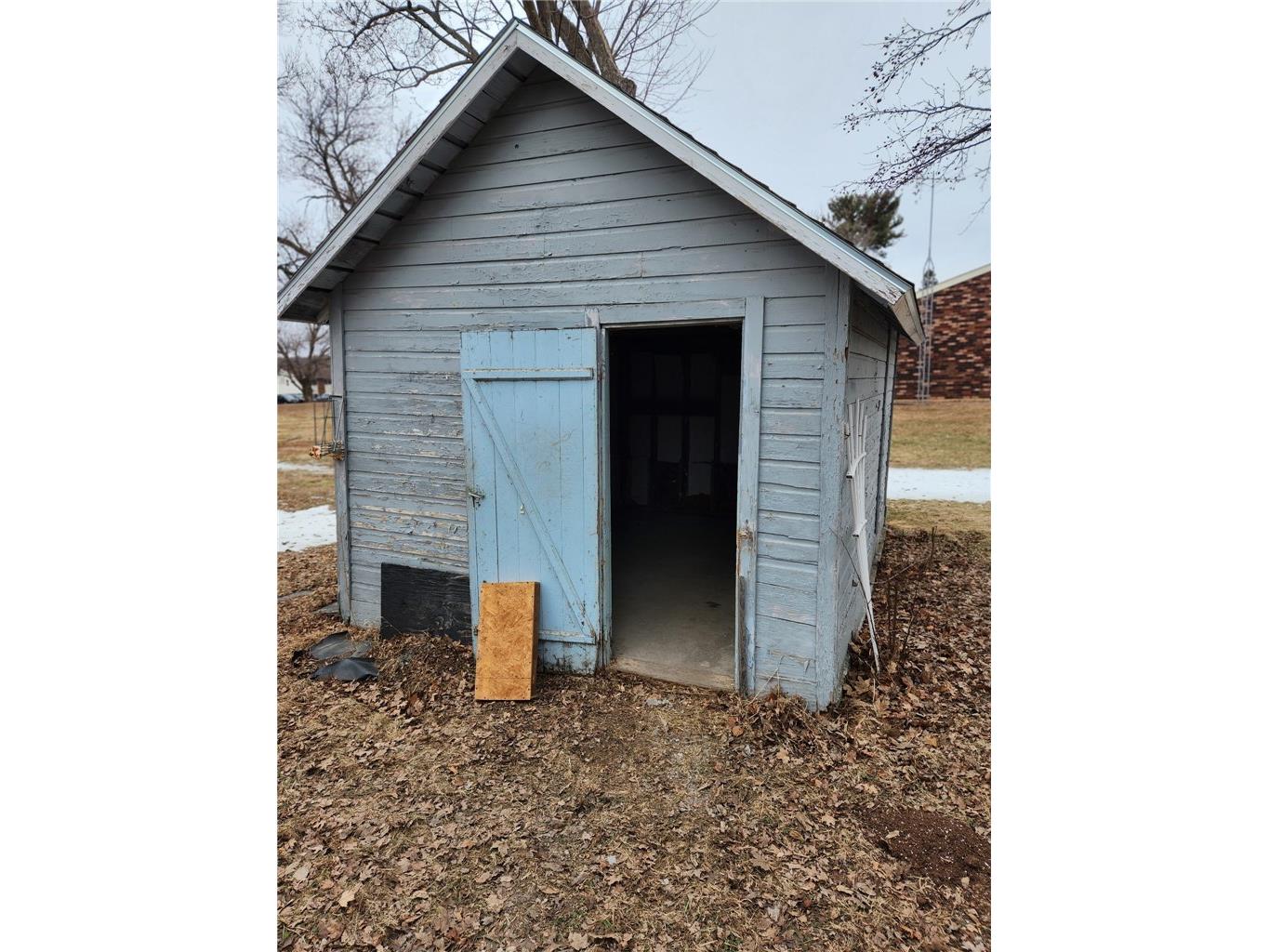 215 N West Avenue Dresser WI 54009 1598870 image3