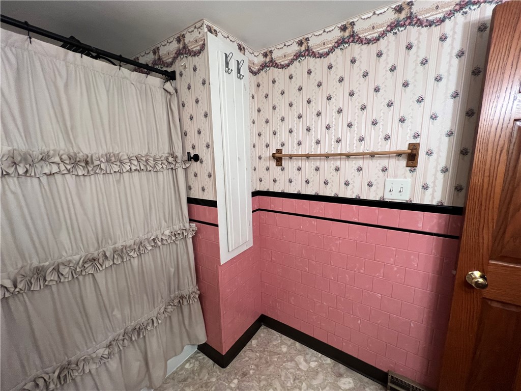 216 N 4th Street N Cornell WI 54732 1596938 image18