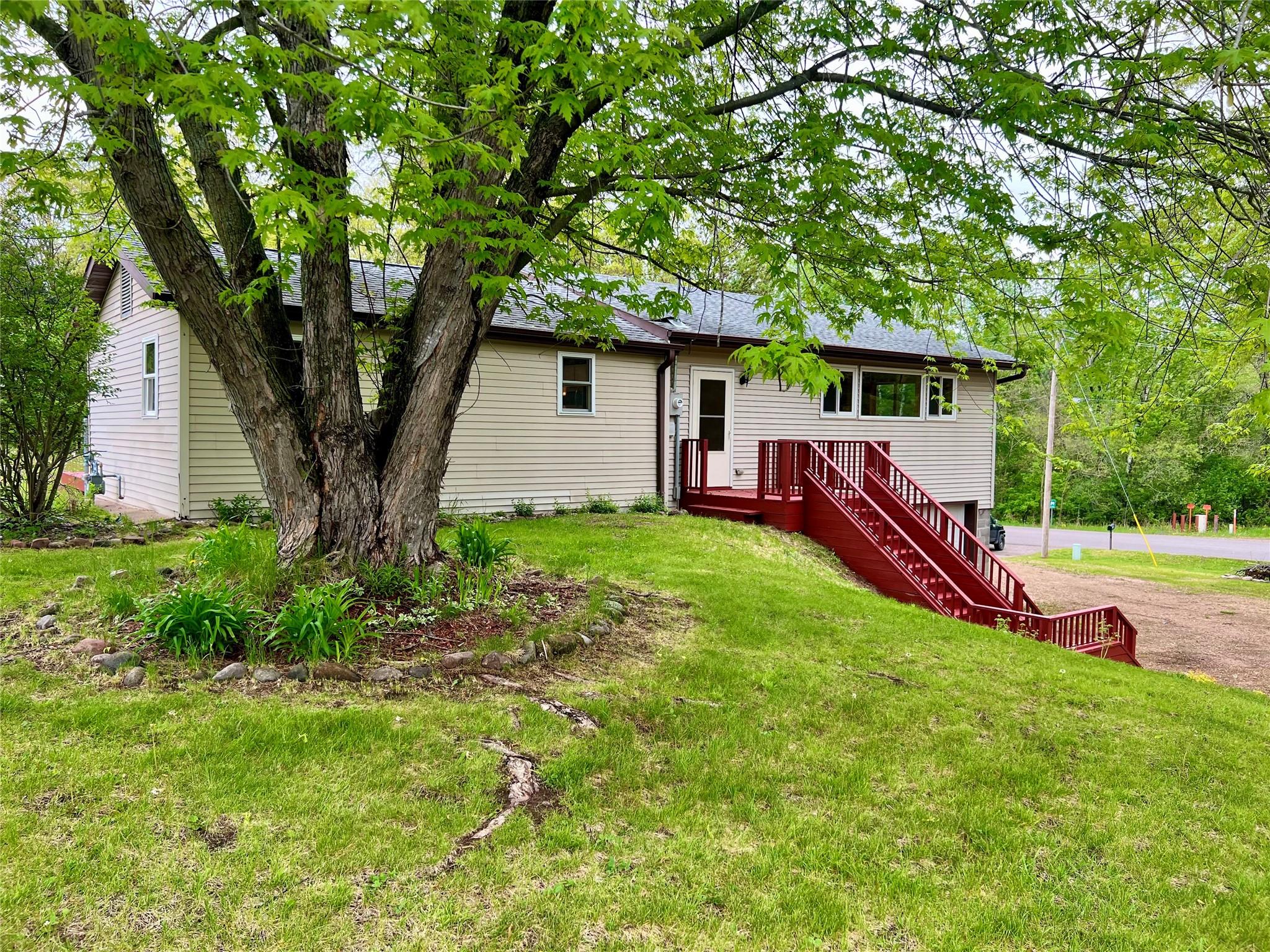 216 Pinegrove Avenue Chetek WI 54728 1601416 image6