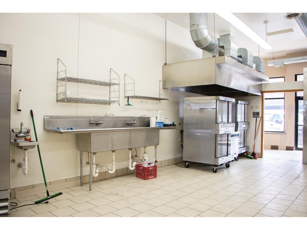 216 W Main Street Durand WI 54736 1599048 image24