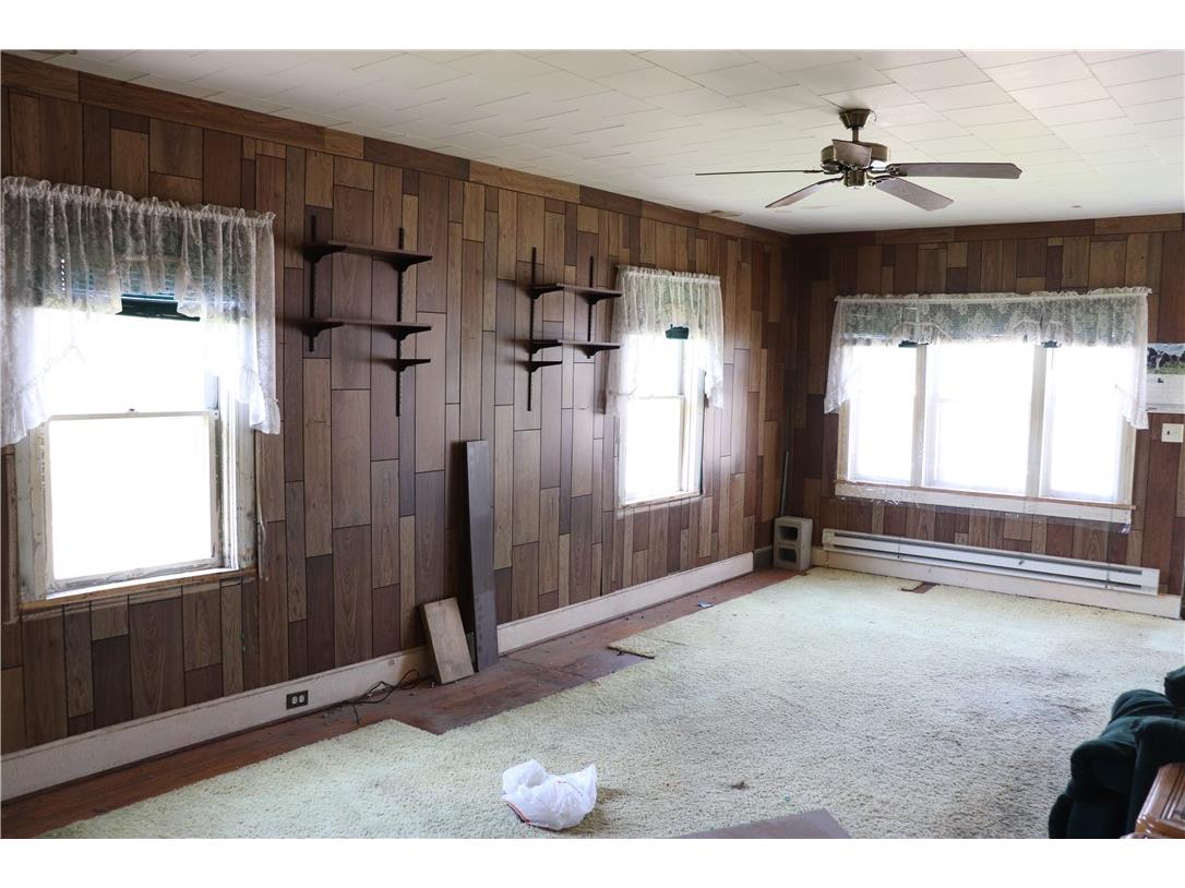 218 E Main Street Fairchild WI 54741 1593417 image14