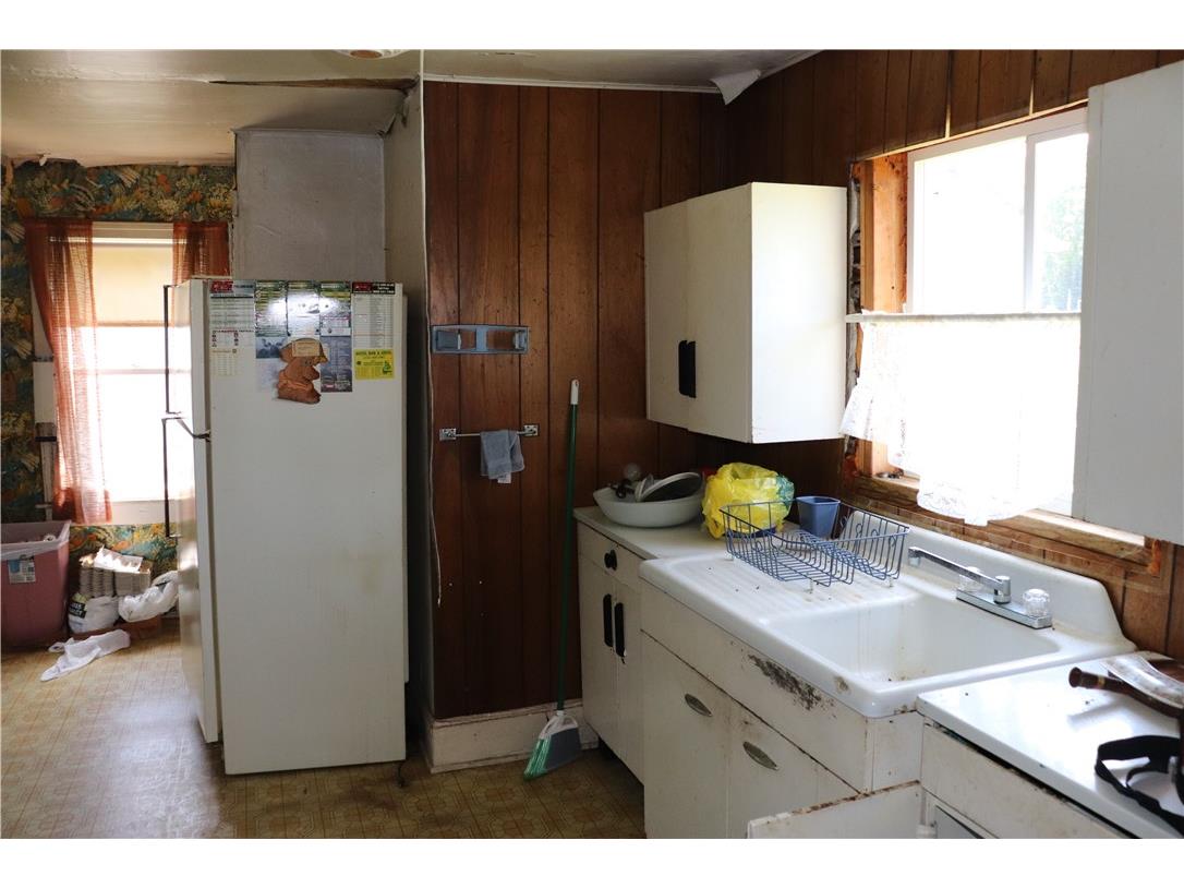 218 E Main Street Fairchild WI 54741 1593417 image9