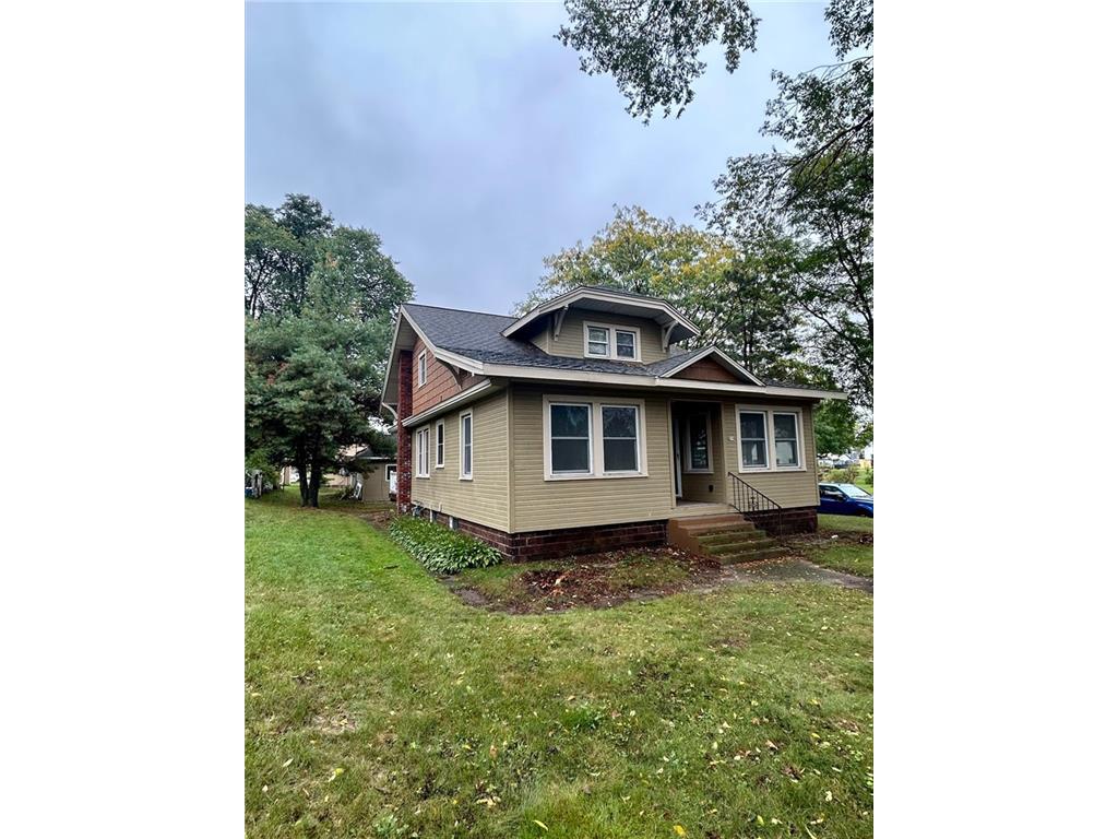 219 S Urberg Avenue Blair WI 54616 1576816 image1