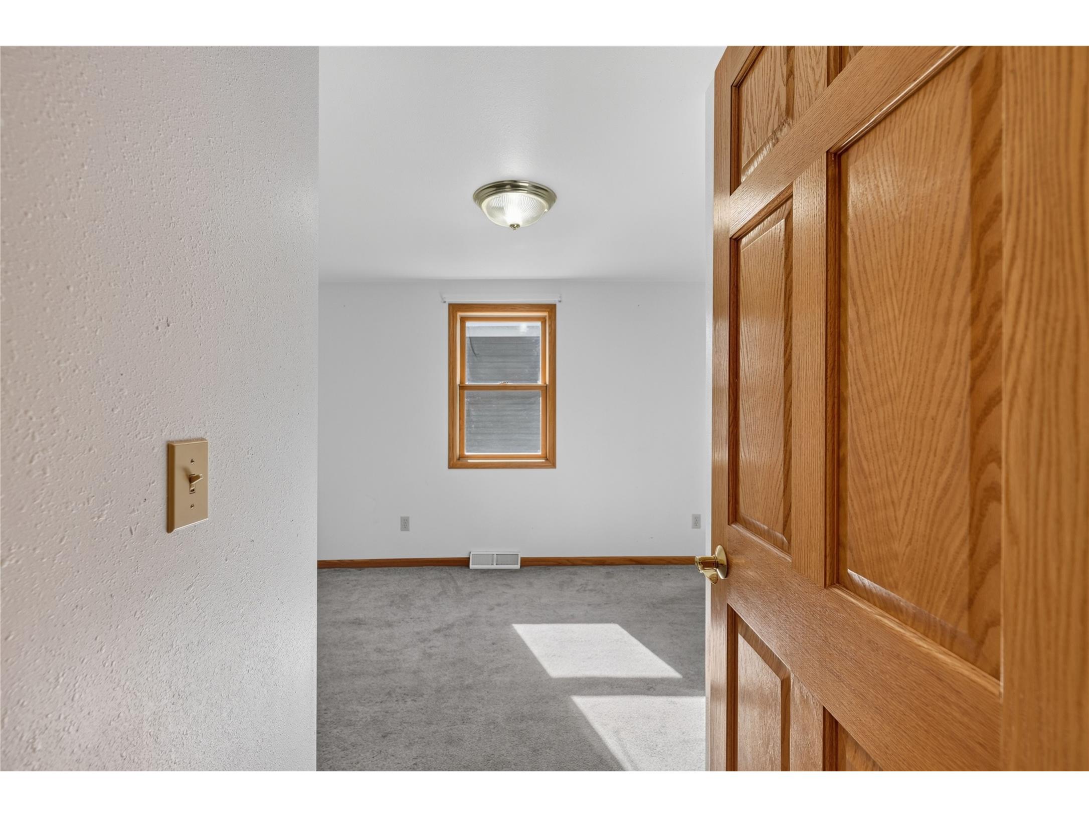 219 Spruce Street Spooner WI 54801 1602653 image27