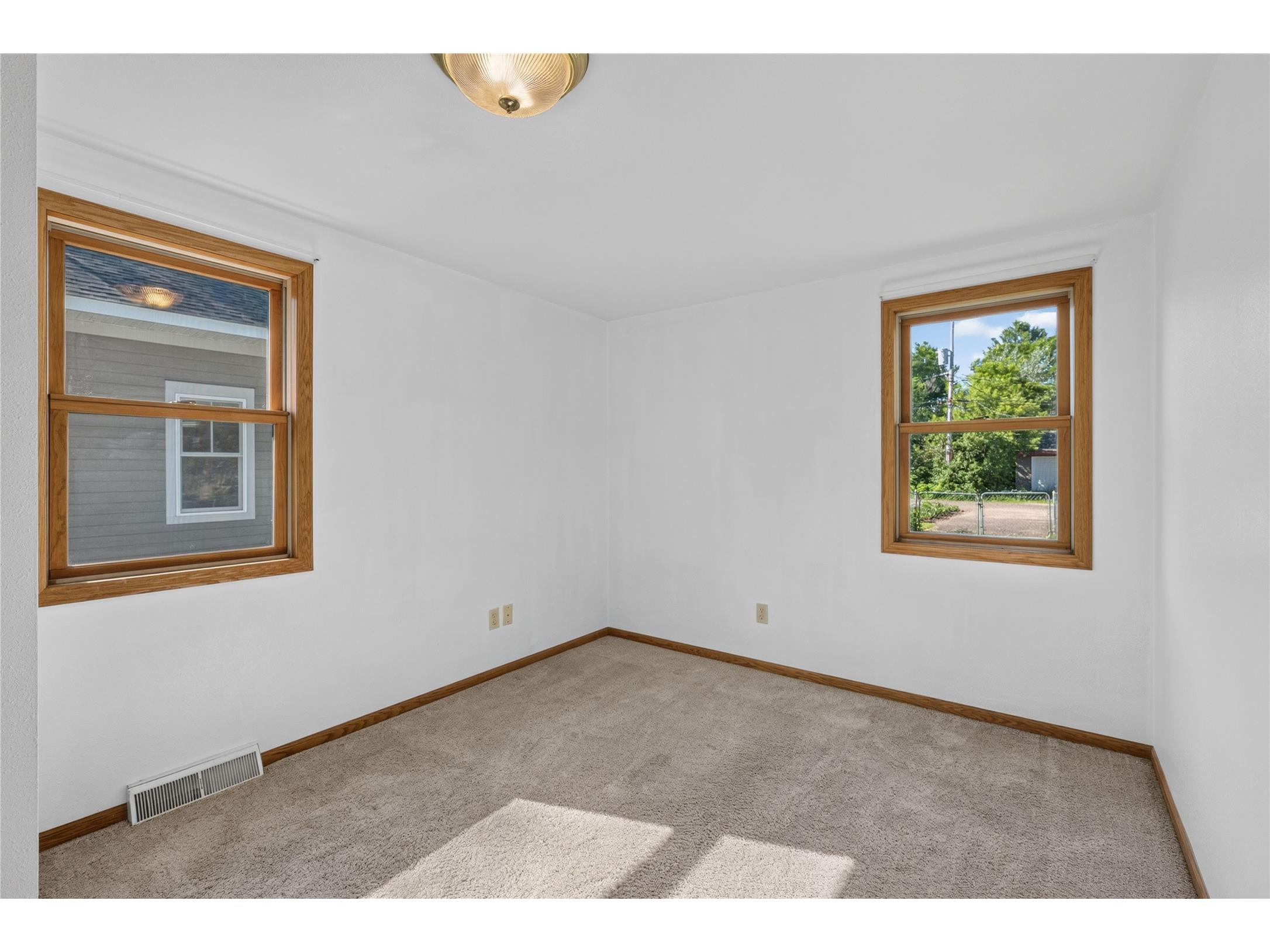 219 Spruce Street Spooner WI 54801 1602653 image29