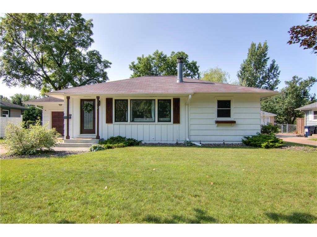 219 W Grant Avenue Eau Claire WI 54701 1584240 image1