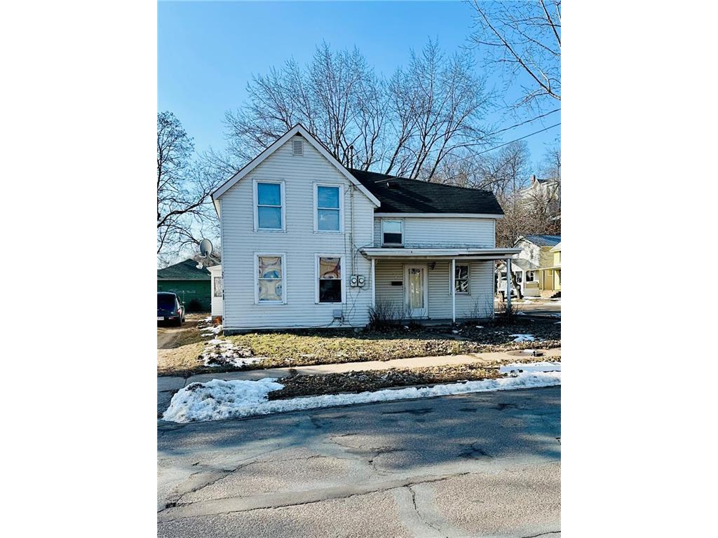 22/24 Pine Street #22/24 Chippewa Falls WI 54729 1579025 image1