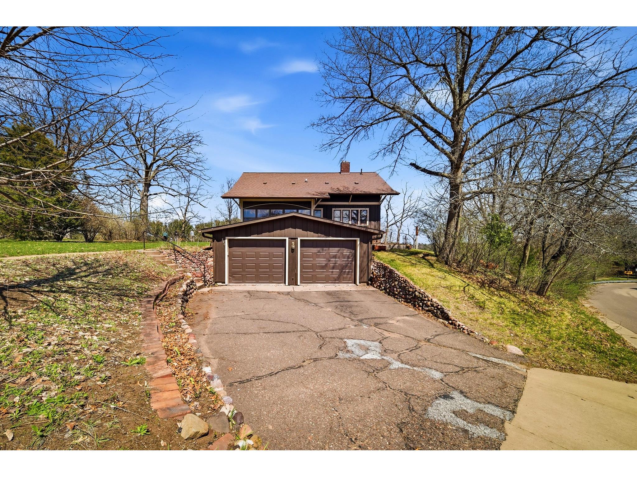 220 Dwight Street Chippewa Falls WI 54729 - DUNCAN 1600077 image1
