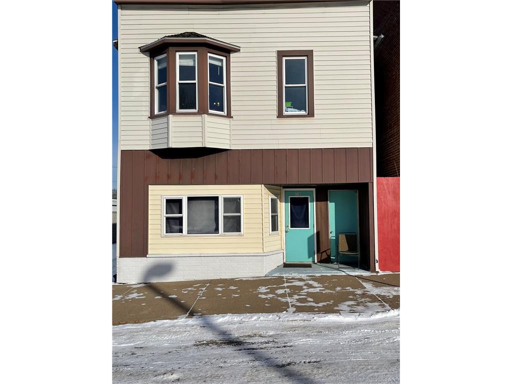 220 Main Street 1, Cornell, WI, 54732 MLS 1561093 Edina Realty