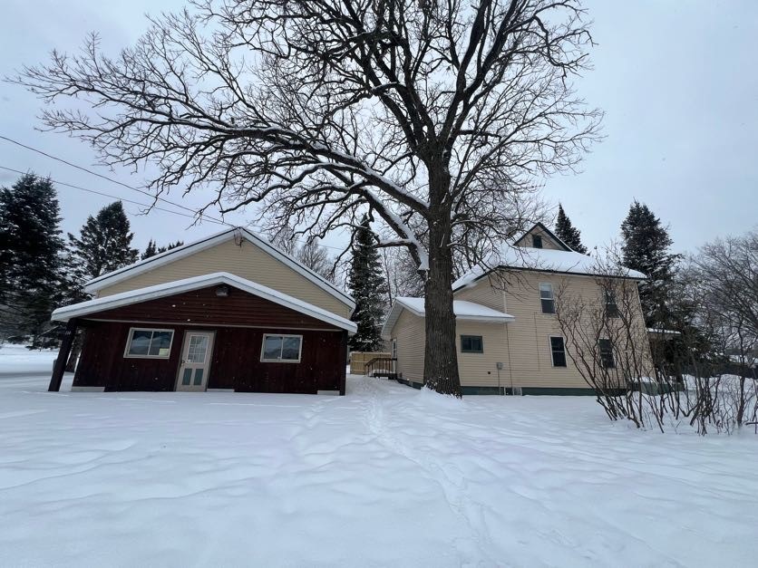 2202 S Broadway Street Menomonie WI 54751 1596676 image1