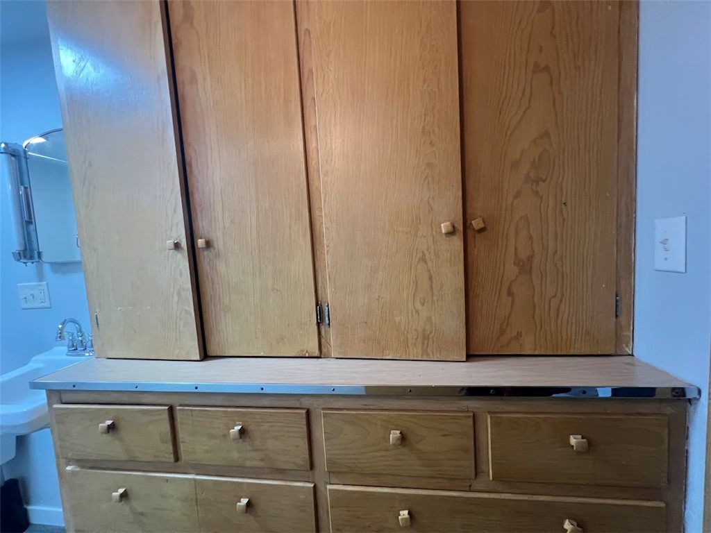 2202 S Broadway Street Menomonie WI 54751 1596676 image18