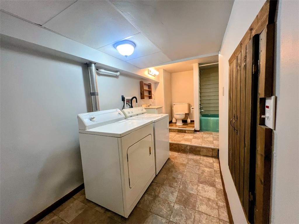 2202 S Broadway Street Menomonie WI 54751 1596676 image29