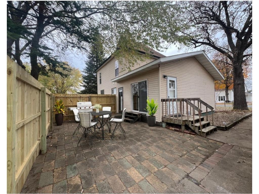 2202 S Broadway Street Menomonie WI 54751 1596676 image3