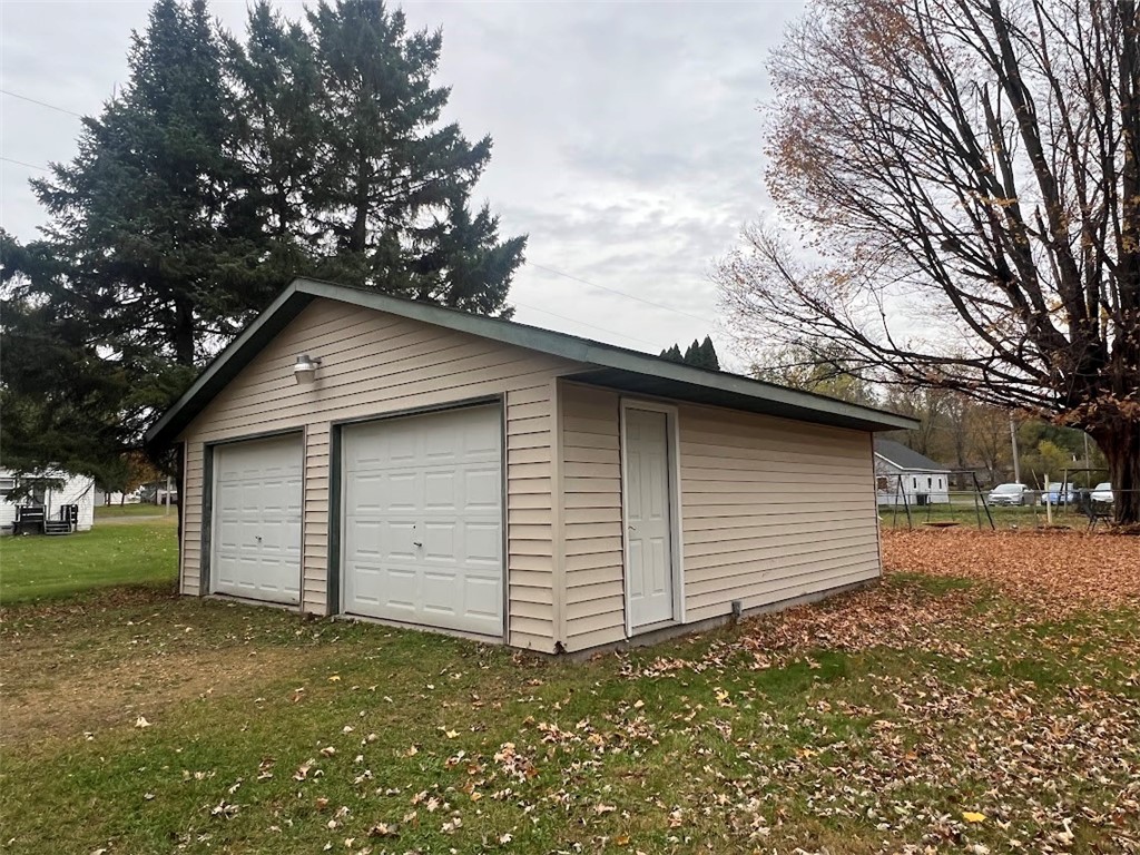 2202 S Broadway Street Menomonie WI 54751 1596676 image38