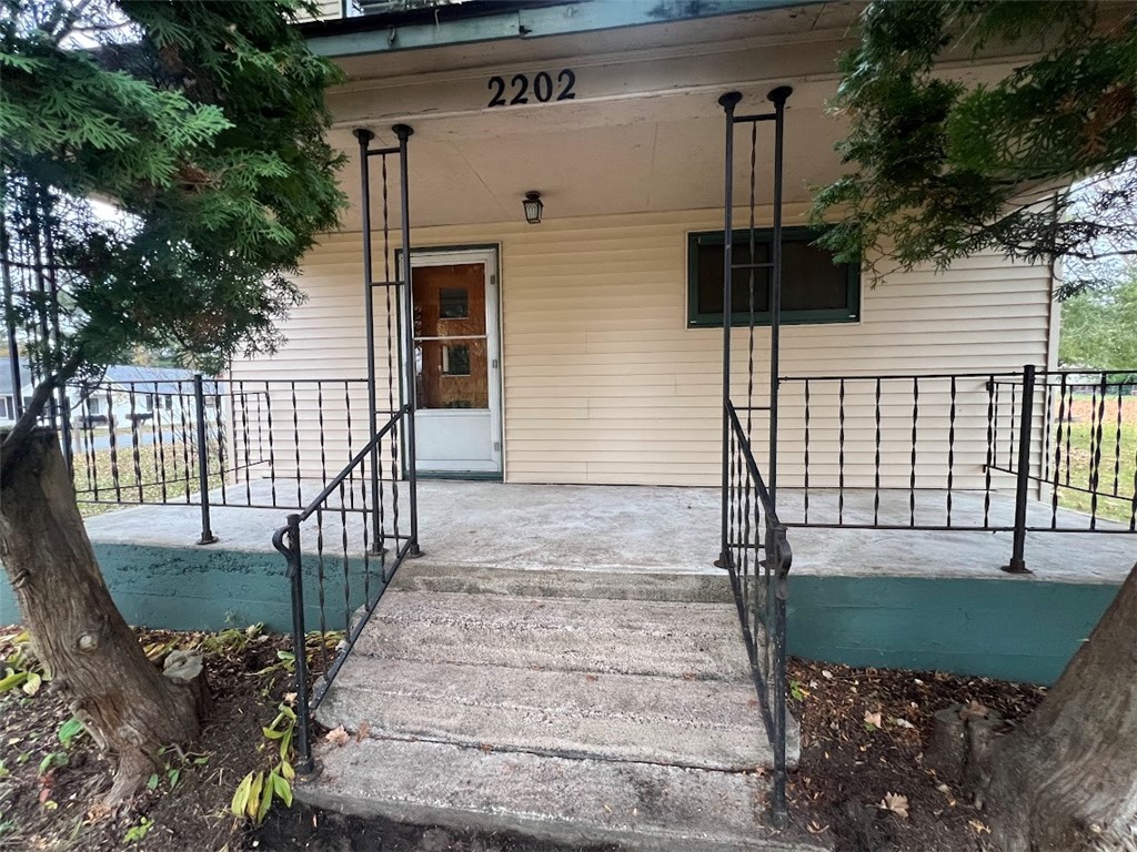 2202 S Broadway Street Menomonie WI 54751 1596676 image4