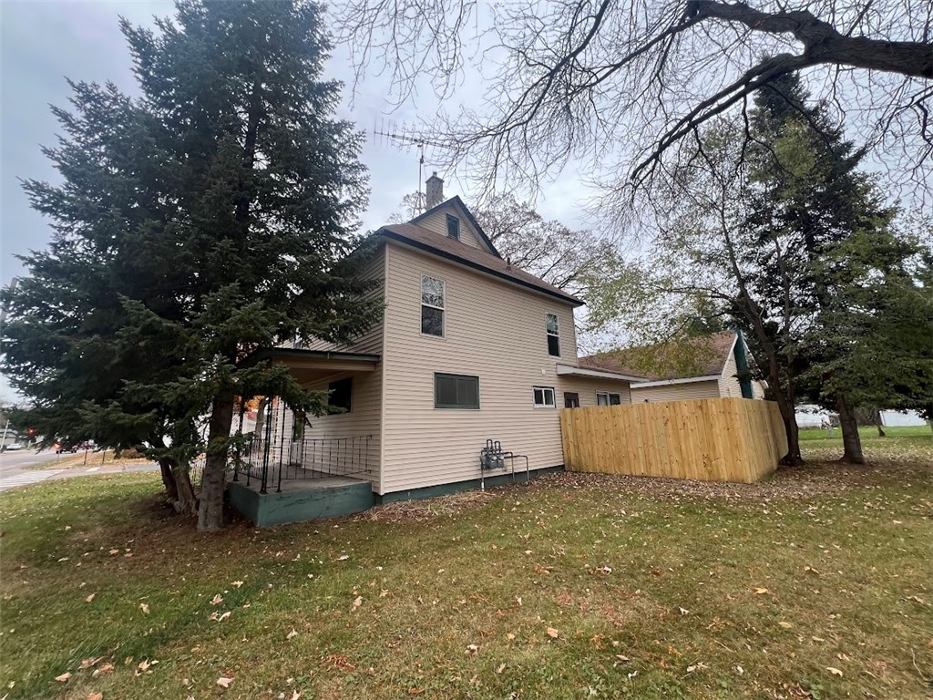 2202 S Broadway Street Menomonie WI 54751 1596676 image44