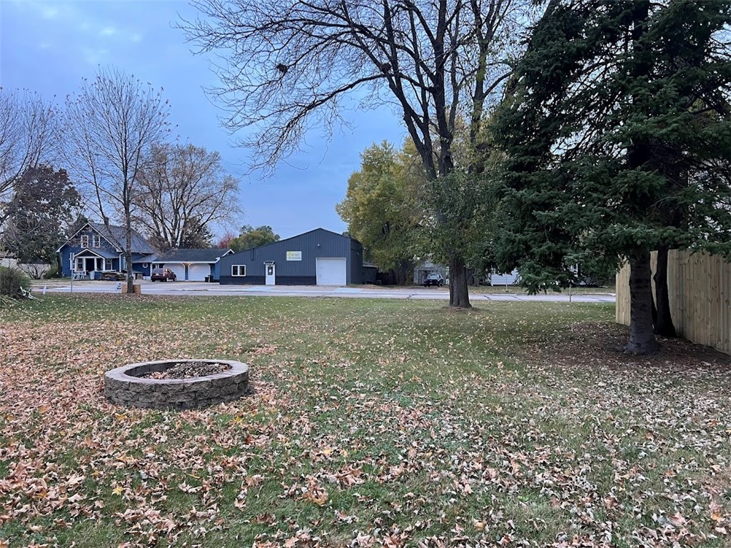 2202 S Broadway Street Menomonie WI 54751 1596676 image46