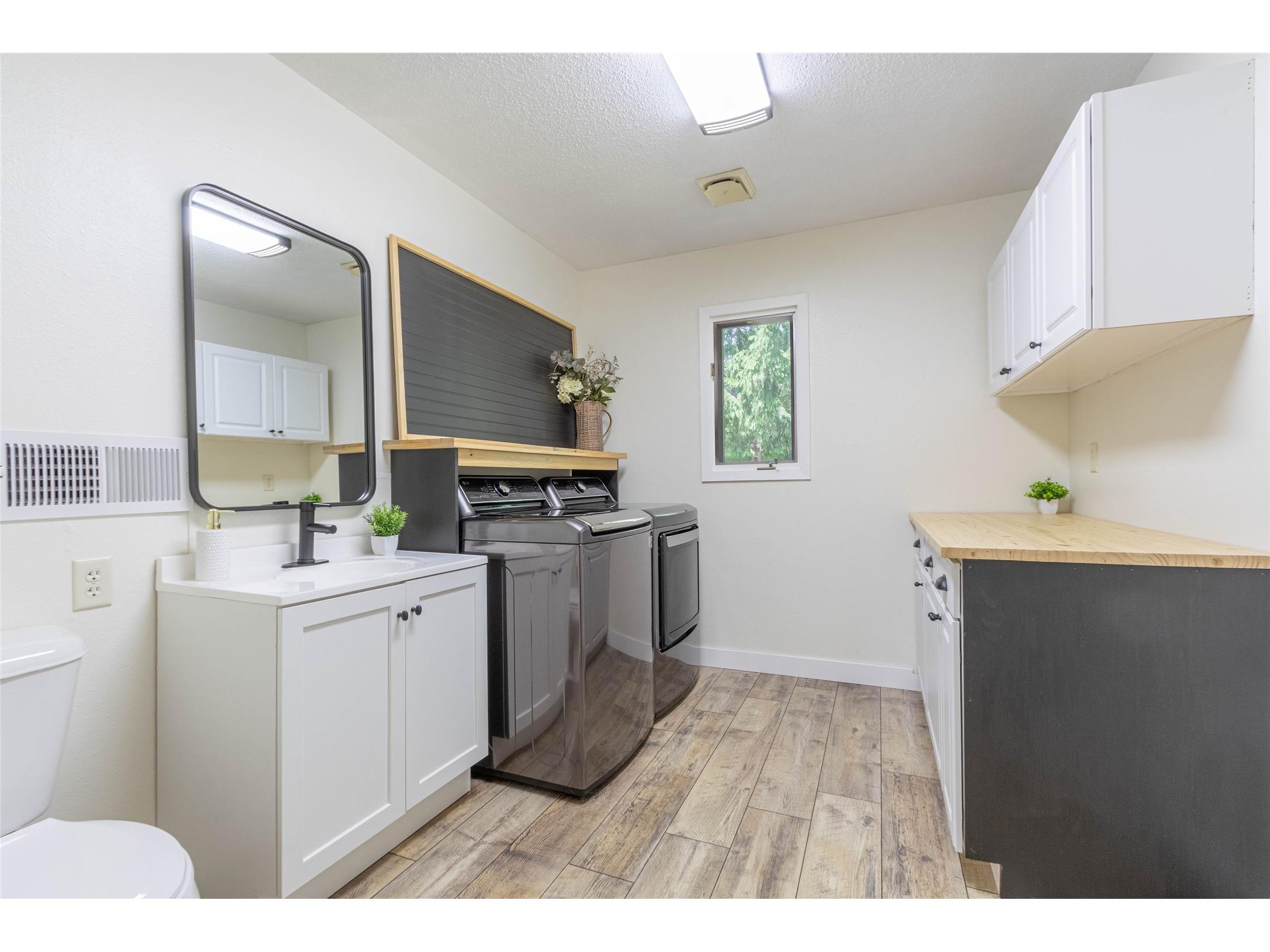 2204 Hillside Drive Eau Claire WI 54703 1601741 image12