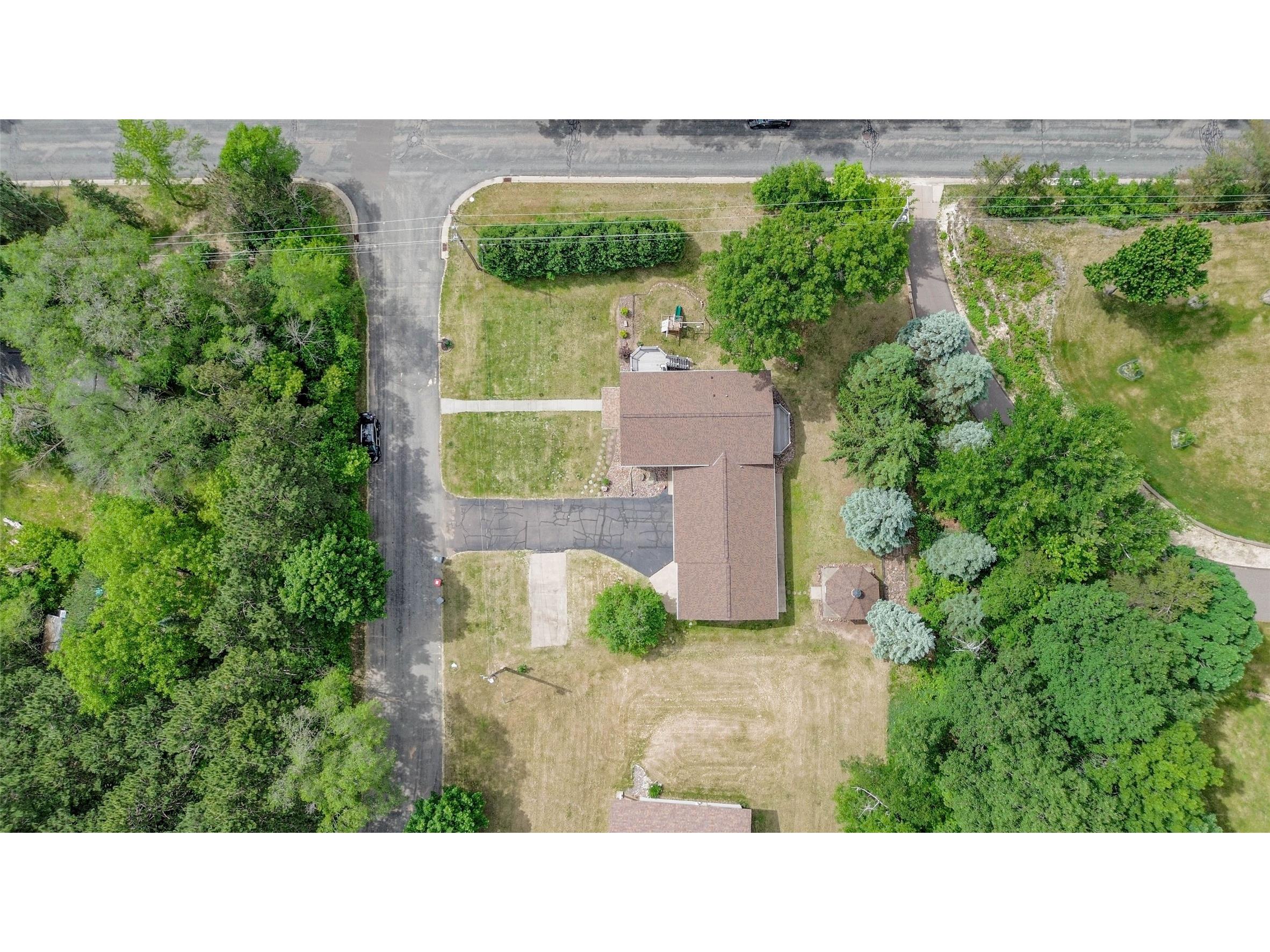 2204 Hillside Drive Eau Claire WI 54703 1601741 image41