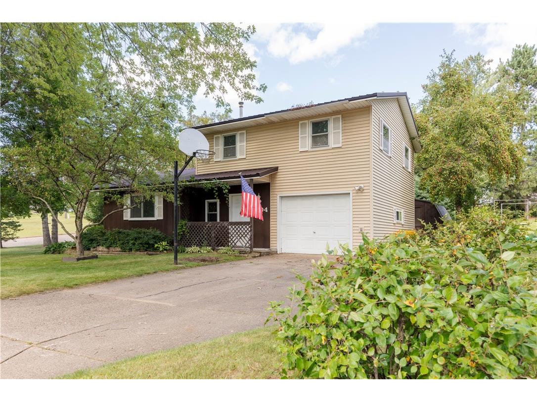 2204 S Main Street Bloomer WI 54724 1594996 image1