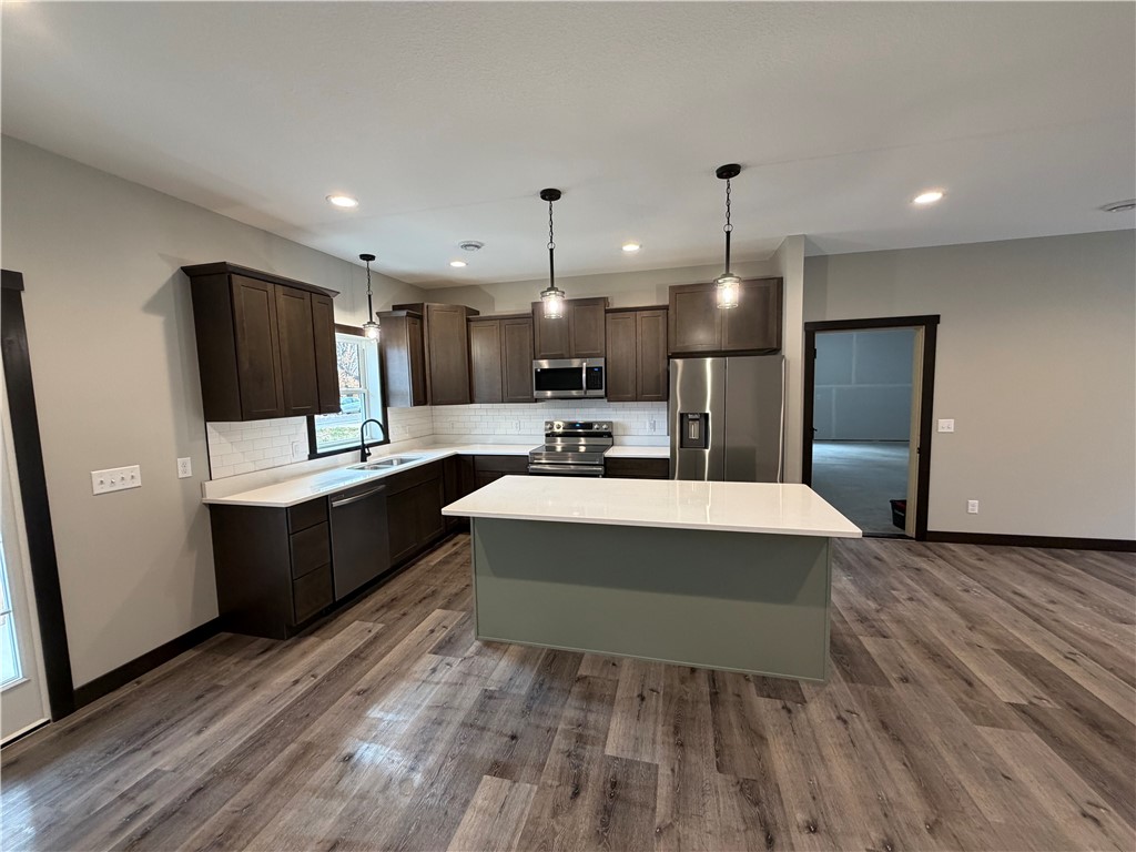 221 6th Avenue Clear Lake WI 54005 1596889 image4