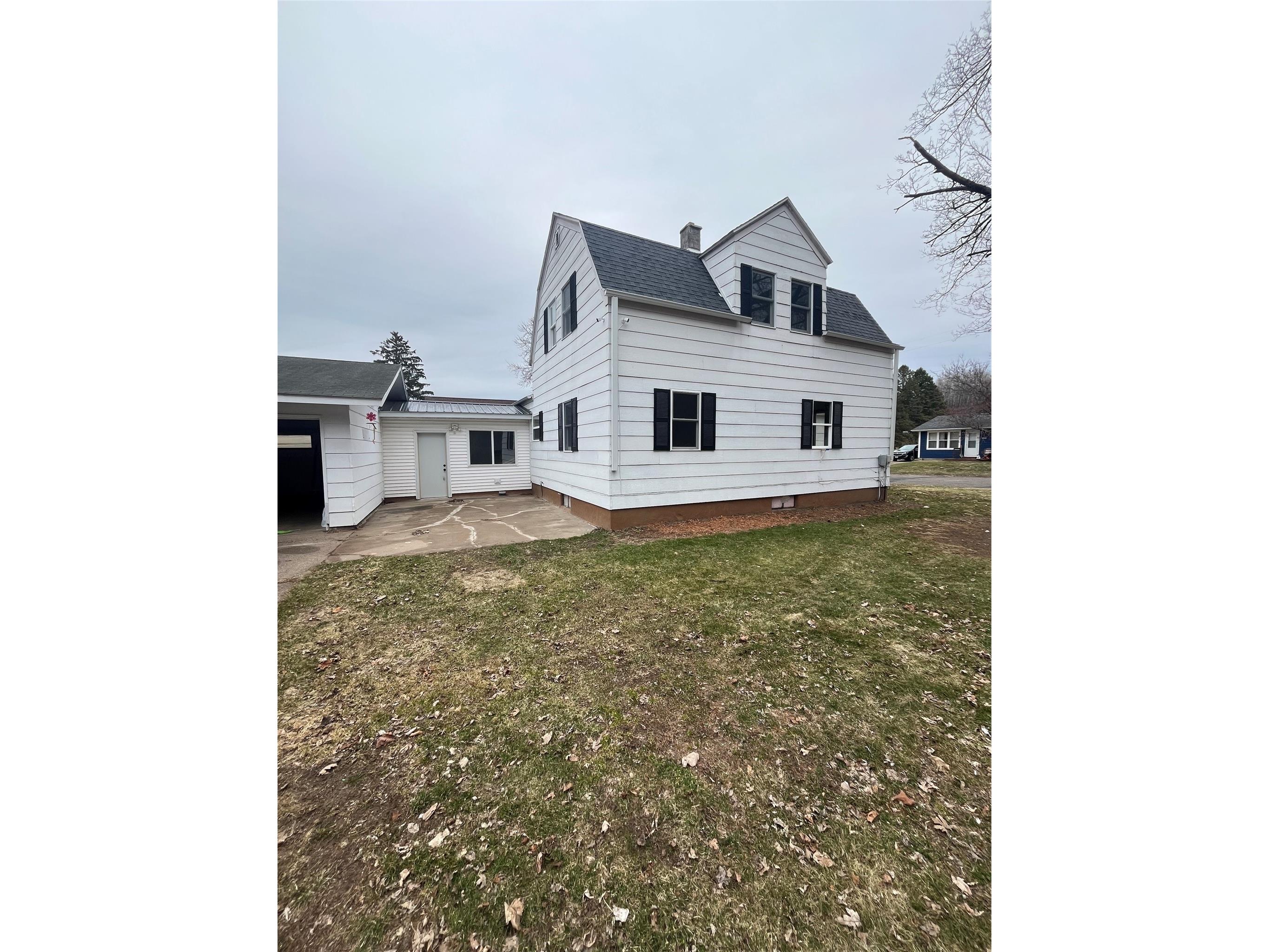 221 Fuller Street Ridgeland WI 54763 1599990 image1