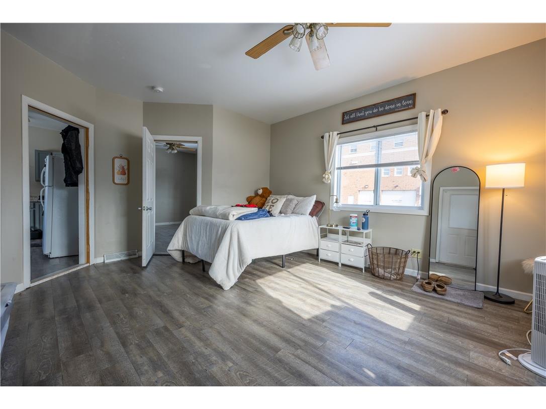 221 Miner Avenue E #1 & 2 Ladysmith WI 54848 1599031 image3