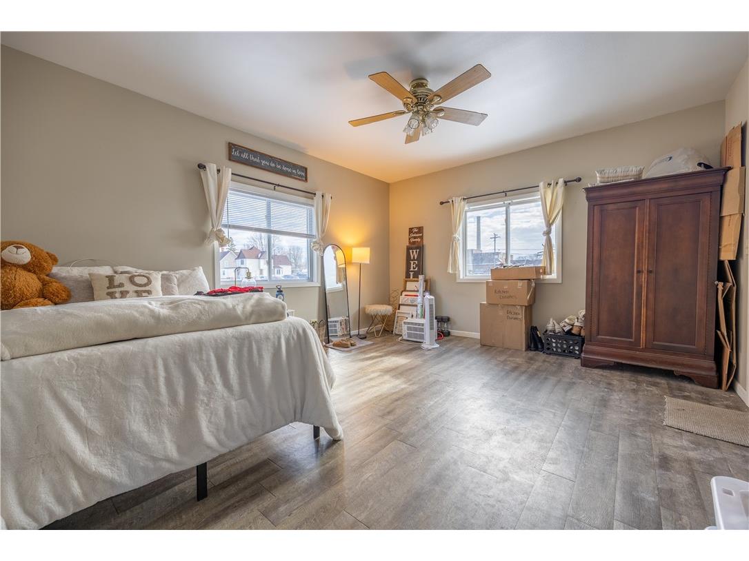 221 Miner Avenue E #1 & 2 Ladysmith WI 54848 1599031 image4